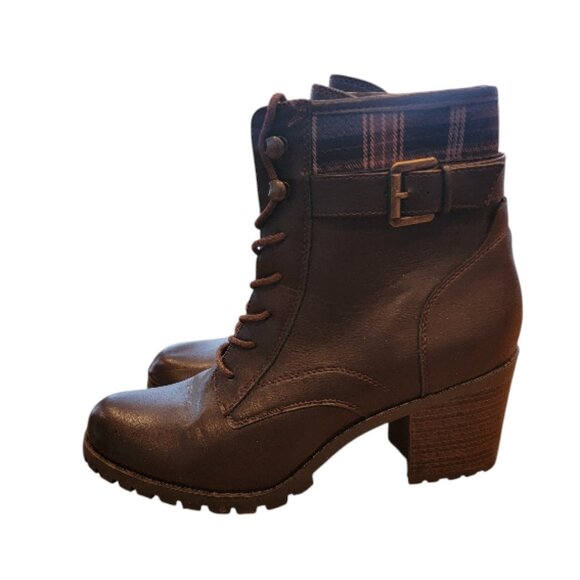 Seychelles Shoes - Anthropologie Seychelles Women's Brown Lace Up Boots Plaid Accent Lug Sole